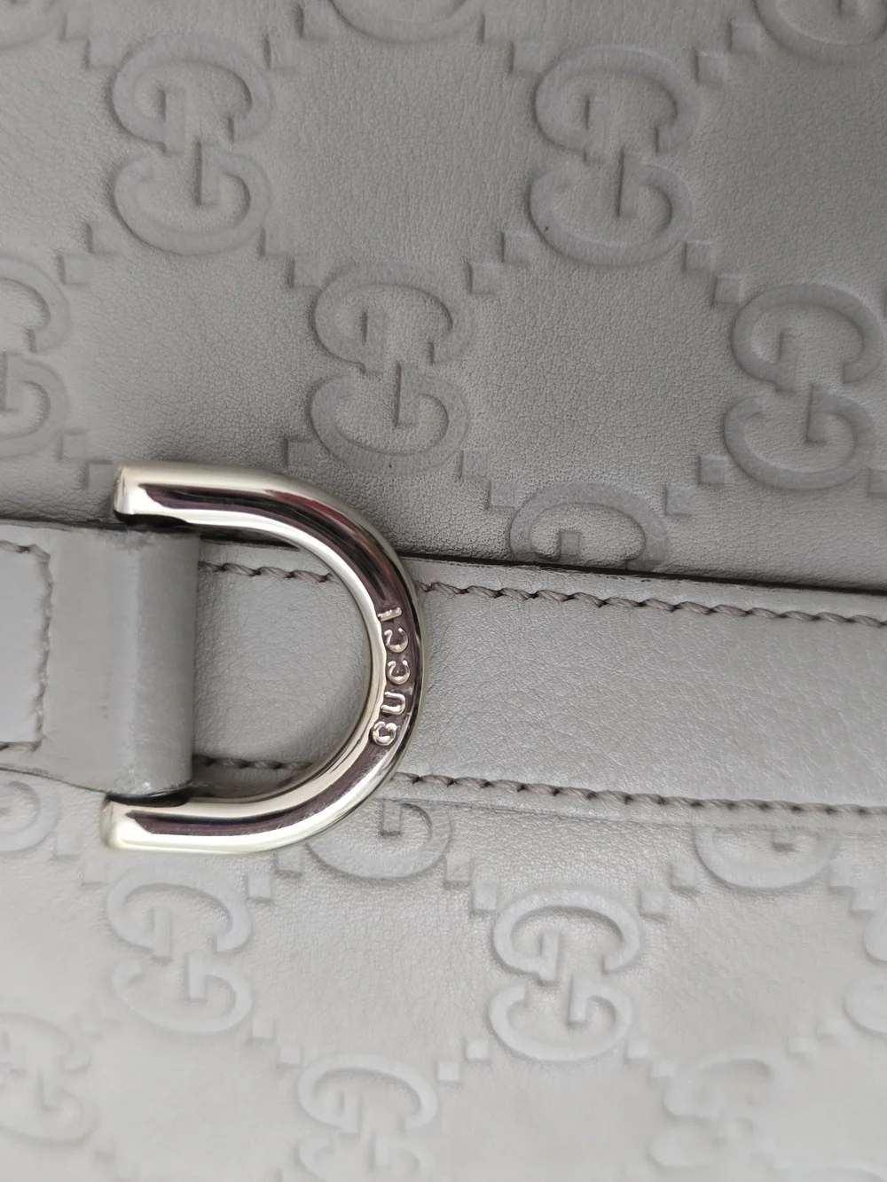 100% Authentic Gucci Cream Guccissima Leather Abbey D-Ring Tote - Picture 9 of 16
